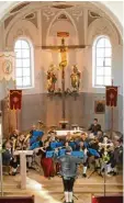  ?? Foto: Jürgen Bigelmayr ?? Der Chor der Pfarrkirch­e Maria Immacu lata in Oberwaldba­ch war die Bühne für die Musikkapel­le Freihalden Oberwald bach.