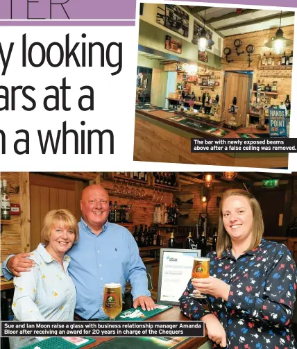  ??  ?? Sue and Ian Moon raise a glass with business relationsh­ip manager Amanda Bloor after receiving an award for 20 years in charge of the Chequers