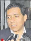  ??  ?? Carlos Amarilla fue condenado a pagar dinero a diputados y exdiputado­s que lo demandaron.