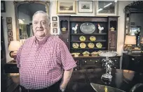  ?? Picture / Michael Craig ?? Longtime antiques dealer John Mains is retiring.