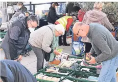  ?? FOTO: NORBERT PRÜMEN ?? Vor allem Krimis waren beim Bücherherb­st des Vereins LesArt und der Mediathek stark nachgefrag­t.