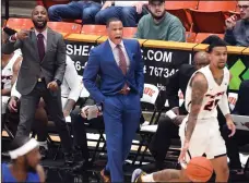  ?? CALIXTRO ROMIAS/THE STOCKTON RECORD ?? Pacific's Damon Stoudamire stands along the sidelines Nov. 23, 2019 against Boise at Spanos Center.