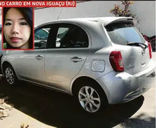  ??  ?? Carro onde o estudante de medicina Altamiro Santos, 21 anos, estava com o corpo da namorada, Patrícia Mitie Koike (no dest.), 20, em Nova Iguaçu