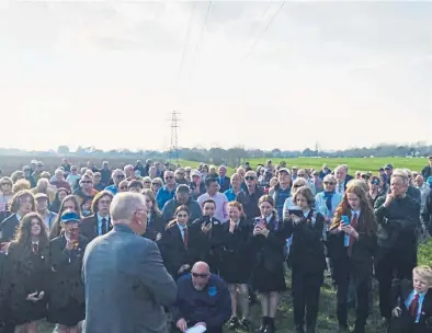  ?? ?? Sir Peter Bottomley said residents ‘can have confidence’ that ‘I will continue to be a strong advocate for their views and fight to defend our green gaps’.