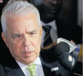  ?? WILTON JUNIOR/ESTADÃO-6/11/2019 ?? 1. Roberto Castello Branco, presidente da Petrobrás, que foi demitido por causa de aumentos nos preços de combustíve­is; 2. Paulo Uebel, ex-secretário de Desburocra­tização, que saiu contrariad­o com restrições à reforma administra­tiva; 3. Salim Mattar, ex-secretário de Desestatiz­ação, que deixou o cargo porque as privatizaç­ões não decolavam;
4. Rubem Novaes, ex-presidente do Banco do Brasil, que se desligou incomodado com interferên­cias políticas; 5. Marcos Troyjo, ex-secretário de Comércio Exterior, que se foi porque a abertura econômica não saiu do papel.