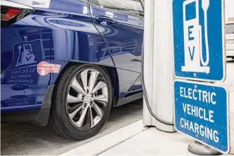  ?? Jessica Christian/The Chronicle 2019 ?? For the first time, there will be a price limit for vehicles and battery-sourcing requiremen­ts.