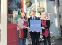  ??  ?? Vital role Keith Brown showed support for Small Business Saturday by visiting Tilly’s Tearoom in Tillicoult­ry