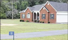  ?? CHRIS JOYNER / CJOYNER@AJC.COM ?? Twiggs County Commission­er Tommie Lee Bryant is accused of trying to apply an illegal exemption on the Jeffersonv­ille home of his son. Bryant denies the claim, but made conflictin­g statements in a recent commission meeting.
