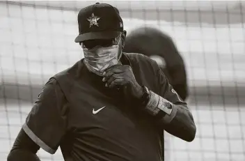  ?? Karen Warren / Staff photograph­er ?? Astros manager Dusty Baker says he initially was hesitant to receive the COVID-19 vaccine.