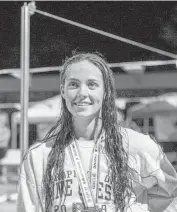  ??  ?? Hanna Elks Smith was diagnosed with juvenile scoliosis as a freshman. Now, she is Pine Crest’s No. 2 singles tennis player and has anchored state championsh­ips in the 200-freestyle and 200-individual medley relay teams.