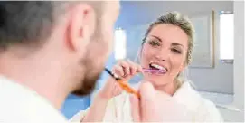  ?? ?? 71 Prozent der Deutschen putzen zweimal am Tag die Zähne.