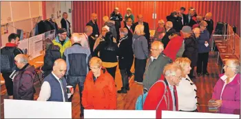  ?? 01_B43habour0­2 ?? The Ardrossan habour consultati­on meeting attracted a healthy interest.