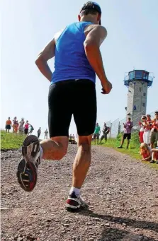  ?? HANS-PETER STADERMANN ?? Sechs Kilometer langer Anstieg vor dem Ziel
Die Extreme locken am Samstag wie hier auf den Schneekopf oder über 100 Kilometer beim Thüringen Ultra.