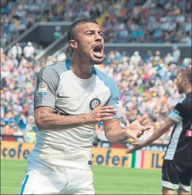  ?? FOTO: EFE ?? Rafinha celebró así ante el Udinese el primero de sus dos goles en la Serie A
