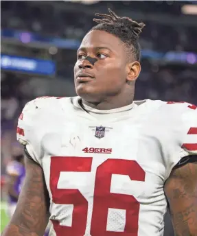  ??  ?? Linebacker Reuben Foster was charged Saturday by Tampa, Florida, authoritie­s with a misdemeano­r count of domestic battery.