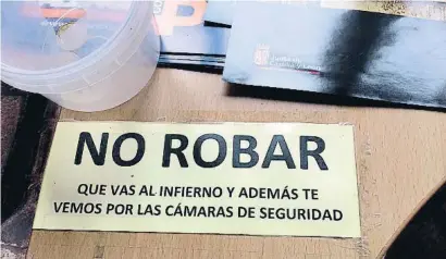  ??  ?? Podeu enviar les vostres fotografie­s a cartes@lavanguard­ia.cat. Cal que estiguin signades amb nom i cognoms i hi ha de constar l’adreça, el telèfon i el DNI o el passaport. La Vanguardia es reserva el dret de publicar les que consideri oportunes.