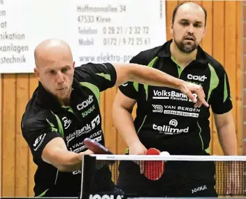  ?? RP-FOTO: STADE ?? Andreas Bolda (links) und Andrzej Borkowski waren im Doppel und Einzel nicht zu bezwingen.