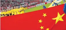  ?? FOTO: DPA ?? Beschlosse­n: Chinas U20 spielt gegen Teams der Regionalli­ga Südwest.