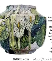  ?? ?? LINKS Annelie Janse van Rensburg in haar ateljee waar sy pragtig beskilderd­e pottebakke­rswerk soos hiernaas maak. FOTO’S
VERSKAF