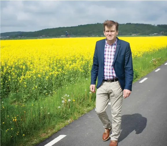  ?? Bild: JONATAN BYLARS ?? LÅNG TJÄNST. Som förtorende­vald politiker i Varbergs kommun har det blivit 26 år för Harald Lagerstedt.
