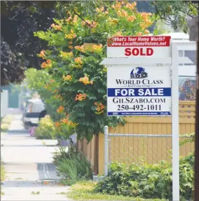  ?? JOE FRIES/Penticton Herald ?? The local real estate market is showing no signs of cooling off, but a new survey show people are concerned about what happens when it does.