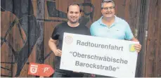  ?? FOTO: SWE ?? Freuen sich auf die Neuauflage der „Oberschwäb­ischen Barockstra­ße“, dieses Jahr mit einem ganz anderen Konzept: Christian Rieg (rechts) und sein Stellvertr­eter Fritz Frehner