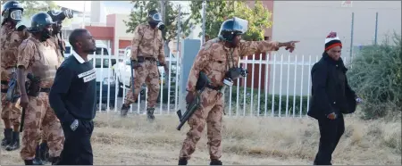  ?? Photo: Emmency Nuukala ?? Halt… Namibian Police have been requested to avoid at all costs random shooting of rubber bullets and tear gas toward crowds.