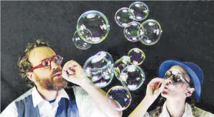  ?? EL RECREO ?? Escena del espectácul­o `Burbuja', de la compañía 7 Burbujas.