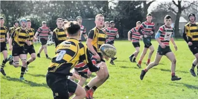  ??  ?? Hinckley Under 16s in action. Pictures: Suzie Mensforth Grove