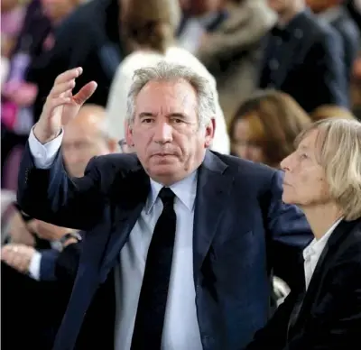  ??  ?? François Bayrou s’est énervé, mais a fini par obtenir satisfacti­on.