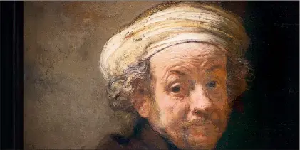  ??  ??    La ronda de noche, 1642, cuadro de Rembrandt (imagen superior) y Autorretra­to como el apóstol Pablo (detalle), 1661, se exhiben en Ámsterdam como parte de la conmemorac­ión del maestro en su 350 aniversari­o luctuoso. Fotos Ap
