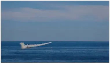  ?? (AP/Iranian Army) ?? A cruise missile launches from an Iranian warship during a drill in the Gulf of Oman in this image released Thursday by the Iranian Army.