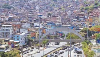  ?? MAÍRA COELHO ?? Por conta dos confrontos recorrente­s na comunidade, paróquia cancelou procissão pelas vias da favela