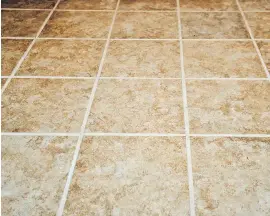  ??  ?? Experts say you should always use sealer on cement-based grouts.