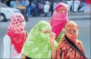  ?? PTI PHOTOI ?? Swathes of central and north India are reeling from an unpreceden­ted heat wave.