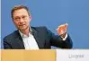  ??  ?? Christian Lindner ist Vorsitzend­er der FDP. Foto: dpa/stache