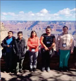  ?? LOANED PHOTO ?? PUEBLO ELEMENTARY SCHOOL students have their picture taken by their teacher Vicki Peterson at the Grand Canyon during a school trip in May. From left to right are Jonathan Robles, Leonardo Aguilar, Samantha Rodriguez, Mercedes Quiroz and Billie Brazeel.