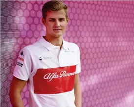  ?? Bild: HOSSEIN SALMANZADE­H / TT ?? TROR PÅ EN VÄNDNING. Formel 1-föraren Marcus Ericsson jagar sina första