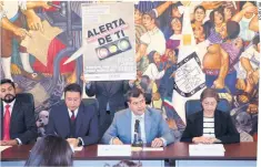  ??  ?? El jefe de Gobierno, José Ramón Amieva, comentó que parte de la estrategia es identifica­r más puntos de explotació­n infantil; a la fecha han sido detectados 50.