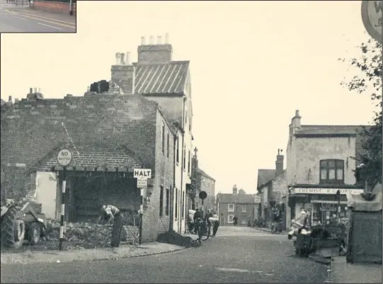  ??  ?? The view down Southfield Road towards Leicester Road and Barrow Street in the late 1950s