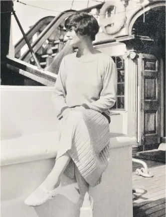  ?? CHANEL PRIVATE COLLECTION ?? Gabrielle Chanel sits on the deck of the private yacht Flying Cloud circa 1926.
