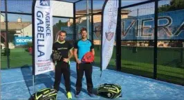  ?? (Photo DR) ?? Jérémy Ritz (à gauche) et Maxime Moreau (à droite) se sont entraînés au Padel Riviera de Mougins avec d’autres membres de l’équipe de France.