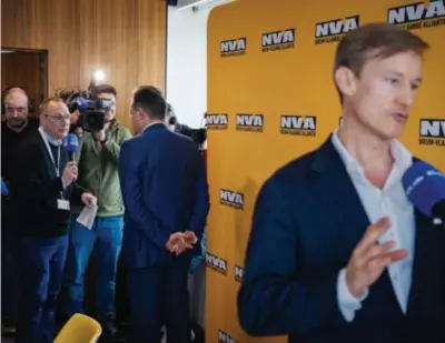  ?? Aurelien Goubau ?? De N-VA-slogan ‘Voor Vlaamse welvaart’ is simpel vertaald naar ‘Pour une Wallonie prospère’.