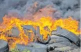  ?? EDUARDO FLORES /EL SOL DE TULANCINGO ?? El pasado domingo se registró un incendio de cerca de 200 llantas