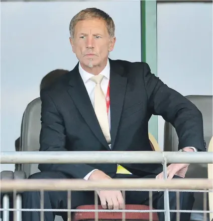  ?? Picture: Backpagepi­x ?? IN THE HOT SEAT. Bafana Bafana coach Stuart Baxter knows he can’t afford any more slip-ups in their World Cup qualificat­ion campaign.