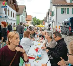  ?? Archivfoto: Stephanie Millonig ?? Das Mühlstraße­nfest – „Weiße Tafel“genannt – soll auch in diesem Jahr wieder statt finden.