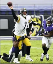  ?? TERRANCE WILLIAMS — THE ASSOCIATED PRESS ?? Steelers QB Ben Roethlisbe­rger attempts a pass during the second half against the Ravens on Nov. 1.