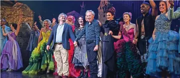  ?? ?? Take a bow: Andrew Lloyd Webber (centre) and the Cinderella team
