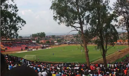  ?? MAVITIDI MULAZA |EDIÇÕES NOVEMBRO-UÍGE ?? Tragédia do estádio 4 de Janeiro motiva reunião de emergência do Governo Provincial do Uíge que mandou apurar as causas da avalanche