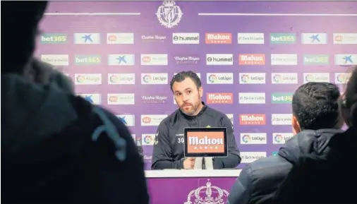  ??  ?? OPTIMISTA. Sergio González compareció en rueda de prensa en la previa de un partido importante para su equipo ante el Leganés.